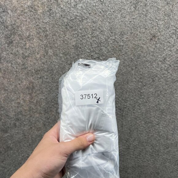 Peter Millar Polo Shirt Mens Small White Featherweight UPF 50+ Golf Performance - Picture 10 of 10